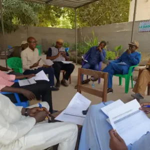 Groupe-de-personnes-en-reunionl